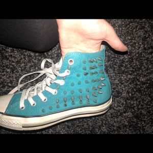 Studded converse!